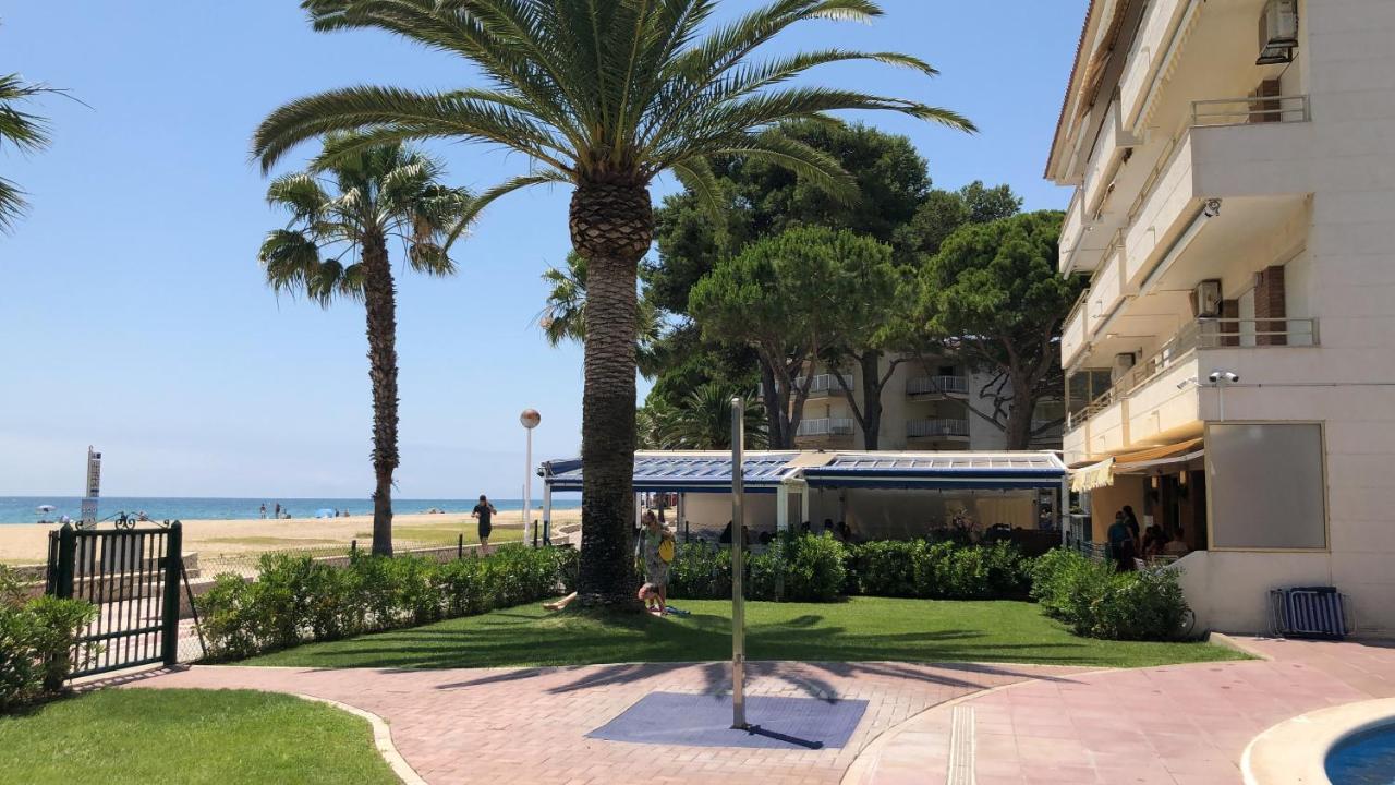 Apartaments Colibri كامبريلس المظهر الخارجي الصورة
