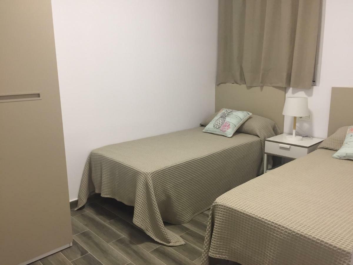 Apartaments Colibri كامبريلس المظهر الخارجي الصورة